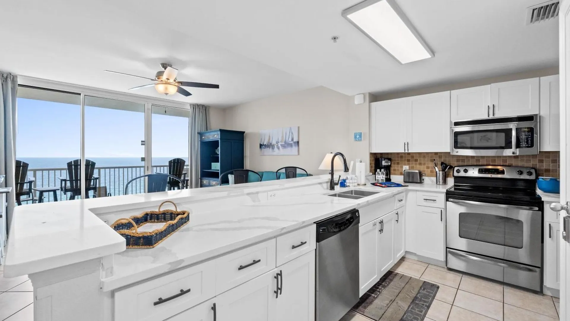 Majestic Beach Resort #1307-1 By Book That Condo Panama City Beach Holiday home